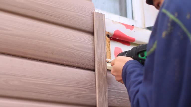 How To Choose The Right Materials for Your Siding Installation in 'Churchville, NY